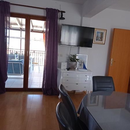 Apartments Anita Nečujam エクステリア 写真